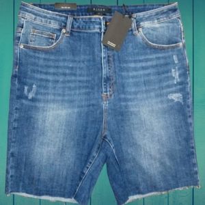 NWT Women's jean short 3x